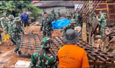 Rumah Warga Ambruk Saat Proses RTLH di Pati, Tak Ada Korban Jiwa